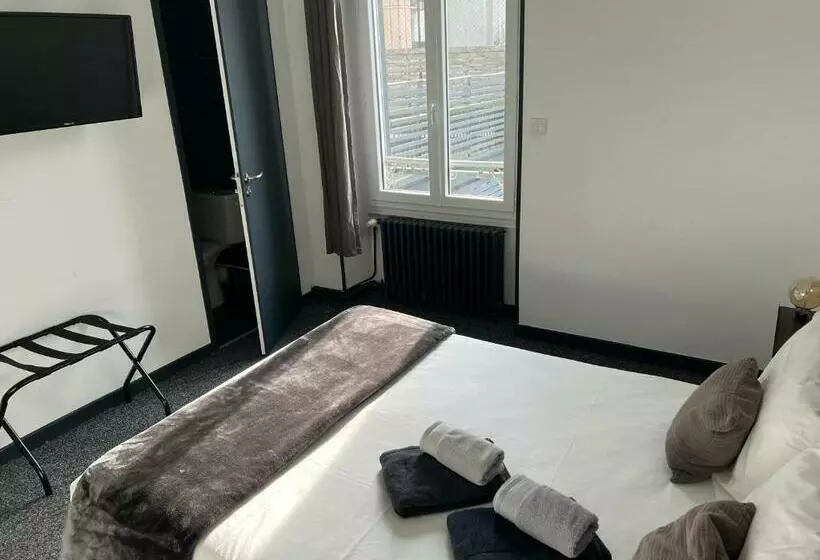 호텔 Hôtel Akena Hf