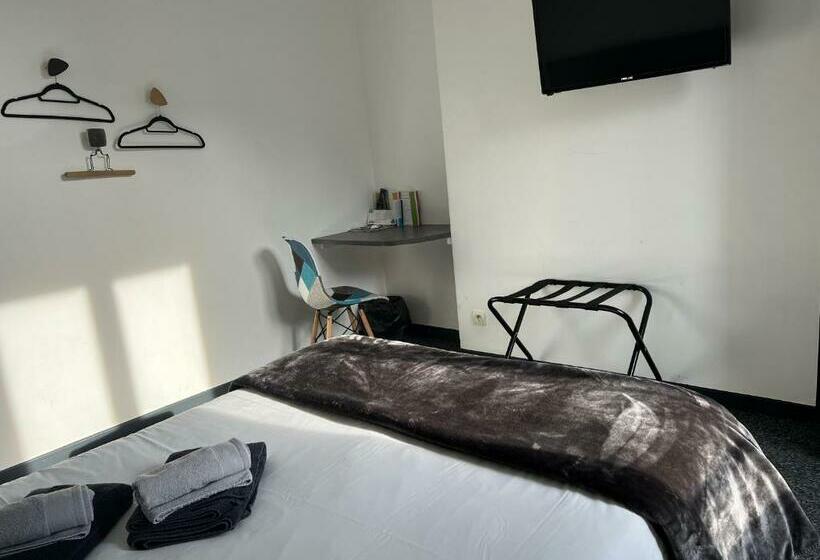 בית מלון כפרי Hôtel Akena Hf