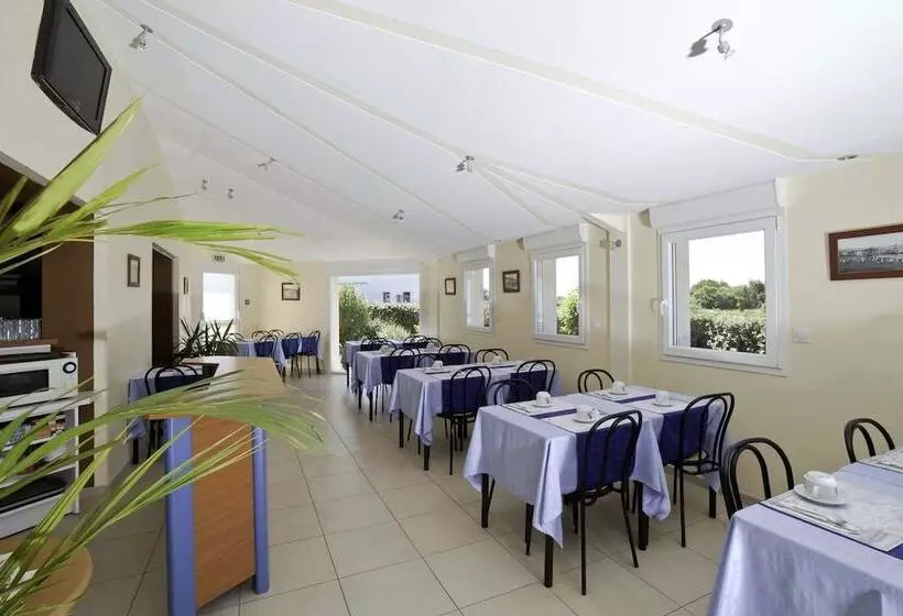 Отель Hôtel Estuaire