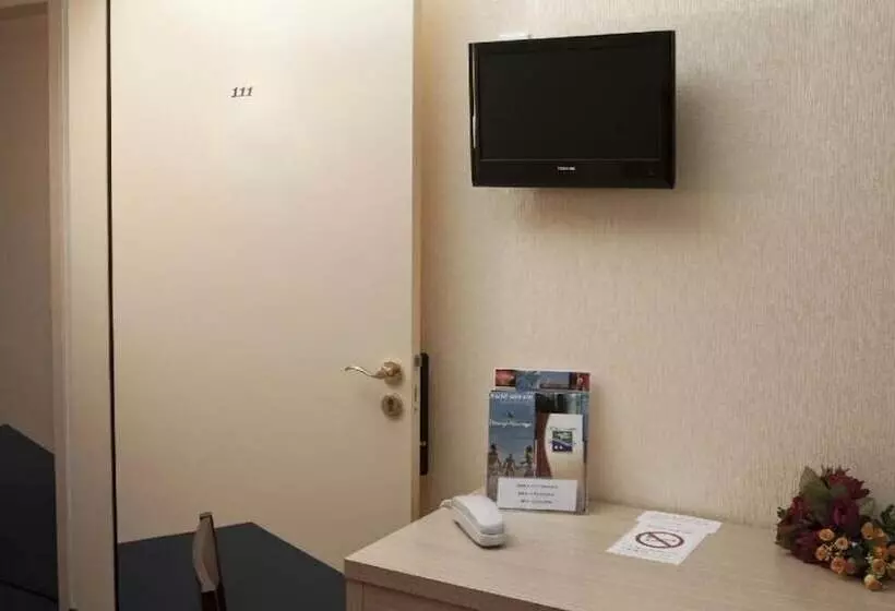 Отель Hôtel Estuaire