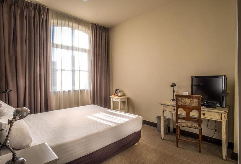 هتل La Merveilleuse By Infiniti Hôtel