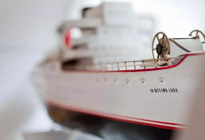 Отель La Settima Luna