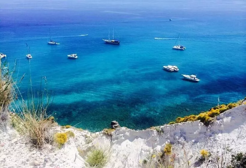 Отель La Settima Luna