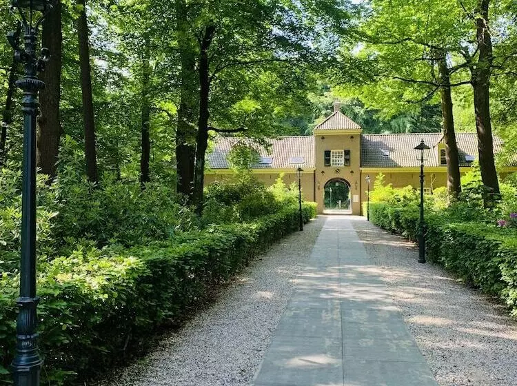 Отель Landgoed Zonheuvel