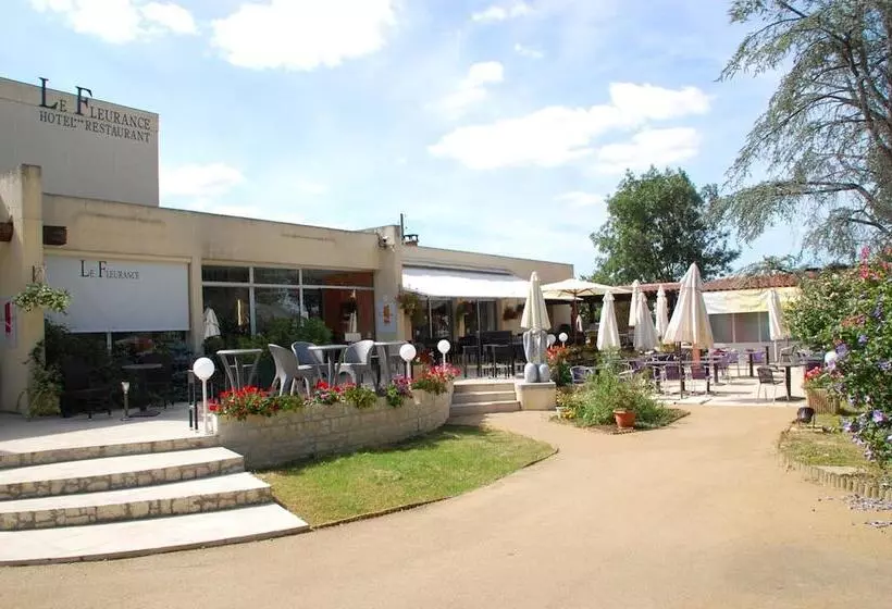 فندق Logis Hôtel & Restaurant Le Fleurance