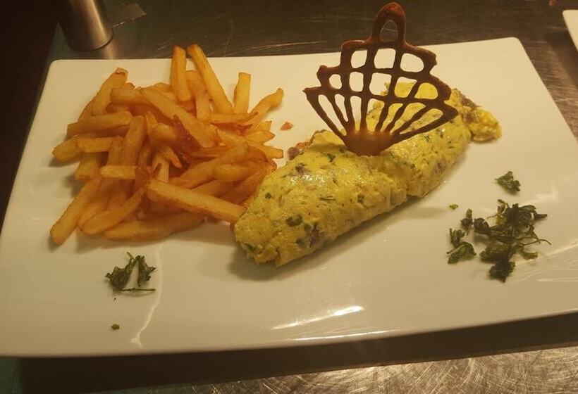 酒店 Logis Hôtel & Restaurant Le Fleurance