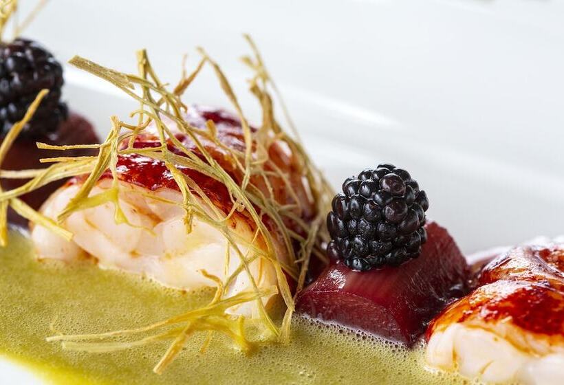 בית מלון כפרי Logis Hôtellerie Les Brisants , Restaurant J M Perochon