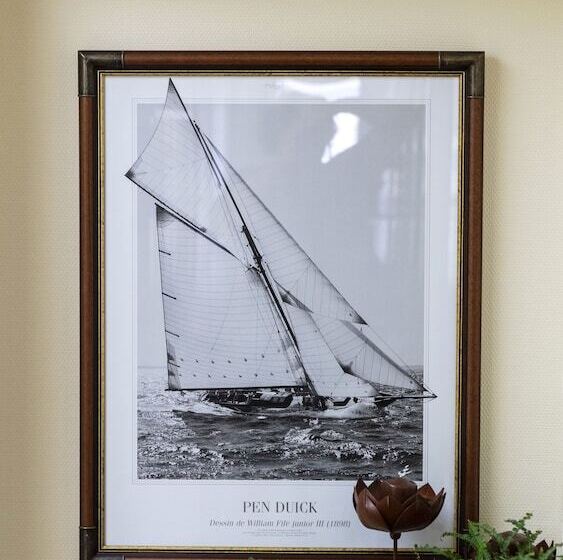 בית מלון כפרי Logis Hôtellerie Les Brisants , Restaurant J M Perochon