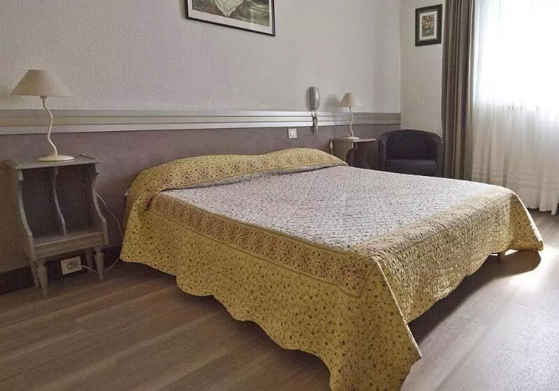 Отель Les Oliviers