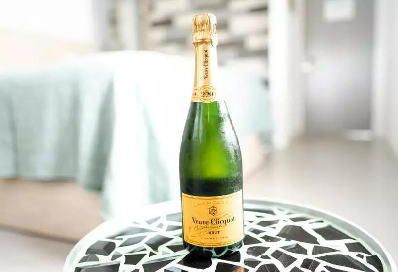 فندق Logement Overzee