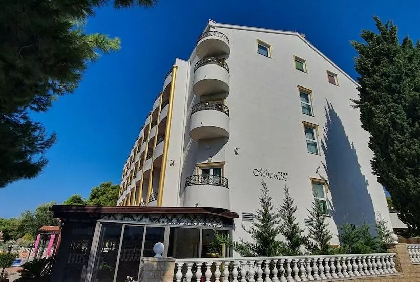호텔 Miramare