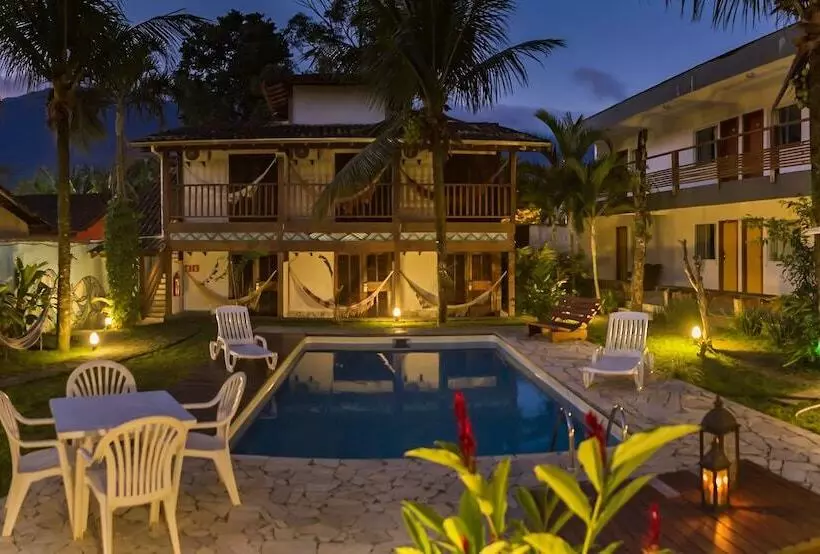 ホテル Pousada Tubes Hostel