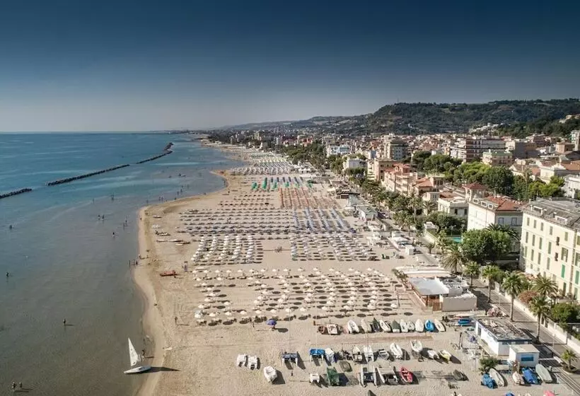 هتل Relais Concorde