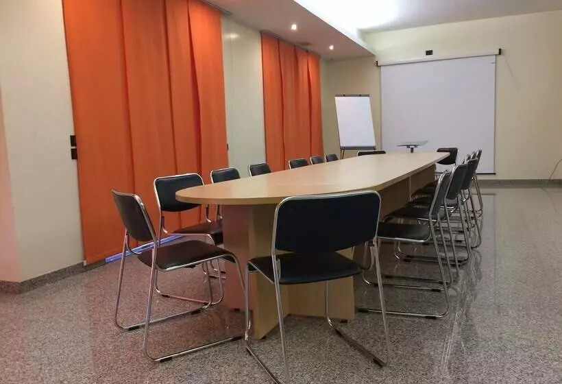 ホテル Ristorante Dragonara