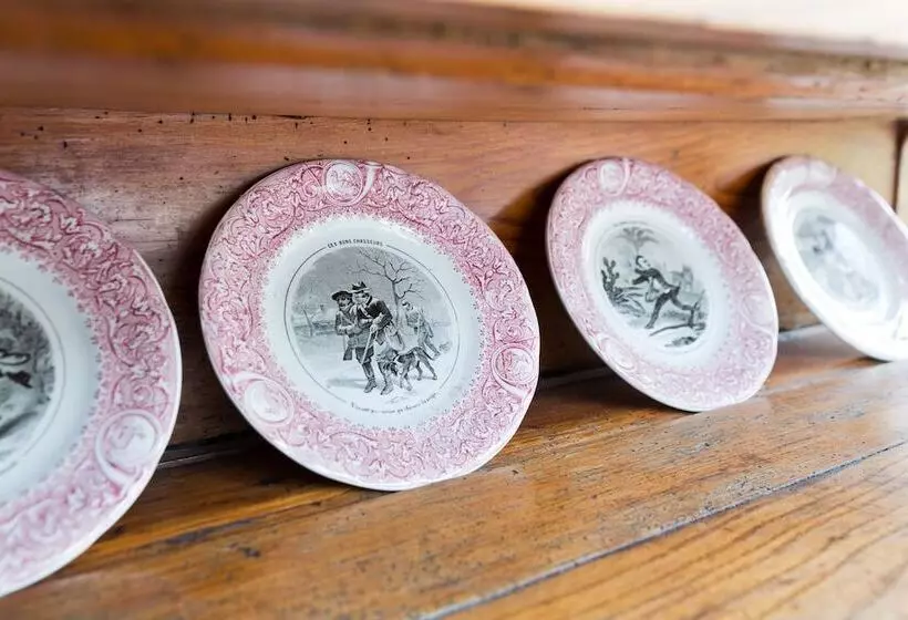 هتل The Originals Access, Hôtel Arum, Remiremont