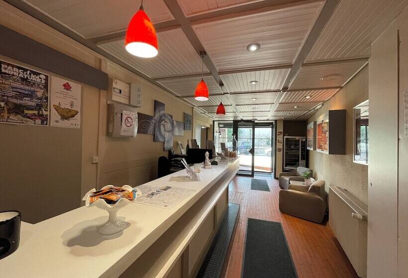 酒店 The Originals Access, Hôtel Arum, Remiremont