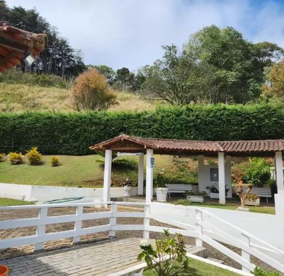 Retkeilymaja Pousada Pedacinho Do Ceu Suite Izah