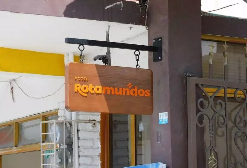 ホテル Casa De Huespedes Nayomi By Rotamundos