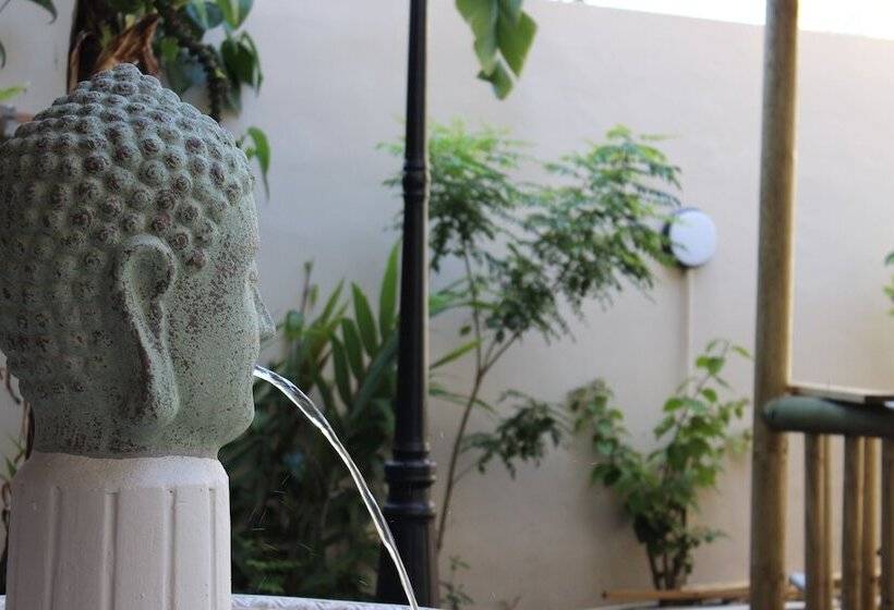 پانسیون Sikamifer Tourist Resort