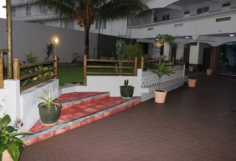 پانسیون Sikamifer Tourist Resort