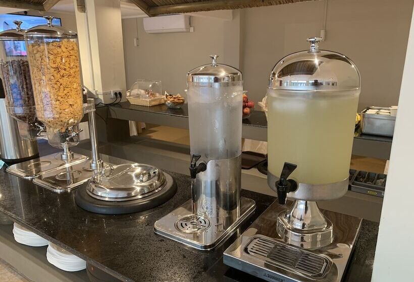 پانسیون Sikamifer Tourist Resort