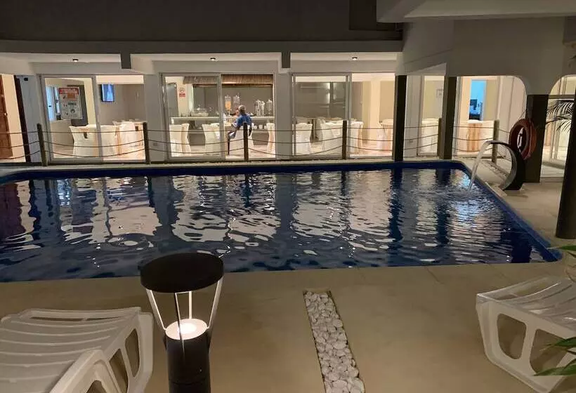 پانسیون Sikamifer Tourist Resort