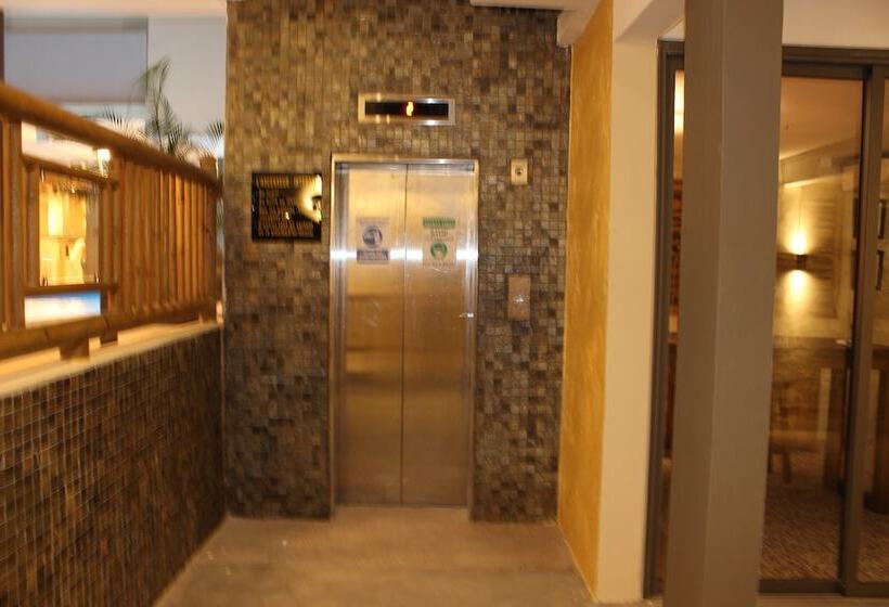 پانسیون Sikamifer Tourist Resort