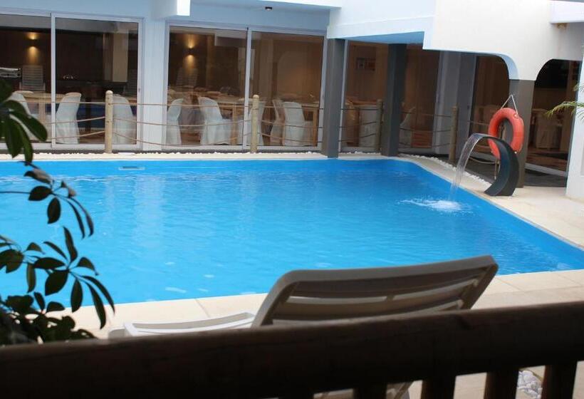 پانسیون Sikamifer Tourist Resort