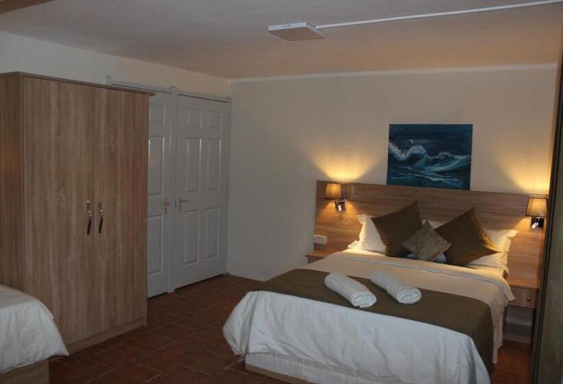 پانسیون Sikamifer Tourist Resort