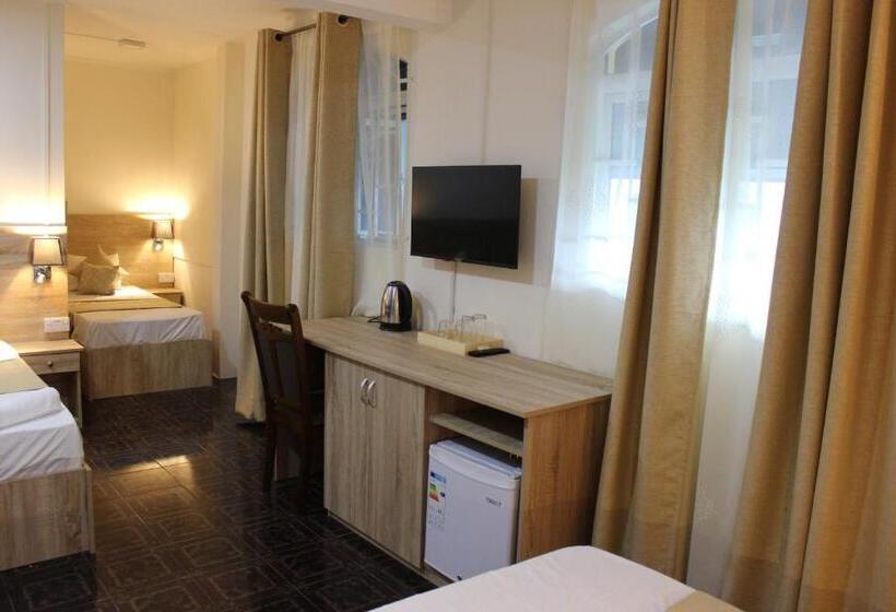 پانسیون Sikamifer Tourist Resort