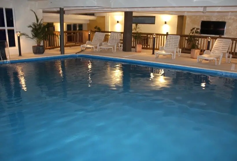 پانسیون Sikamifer Tourist Resort