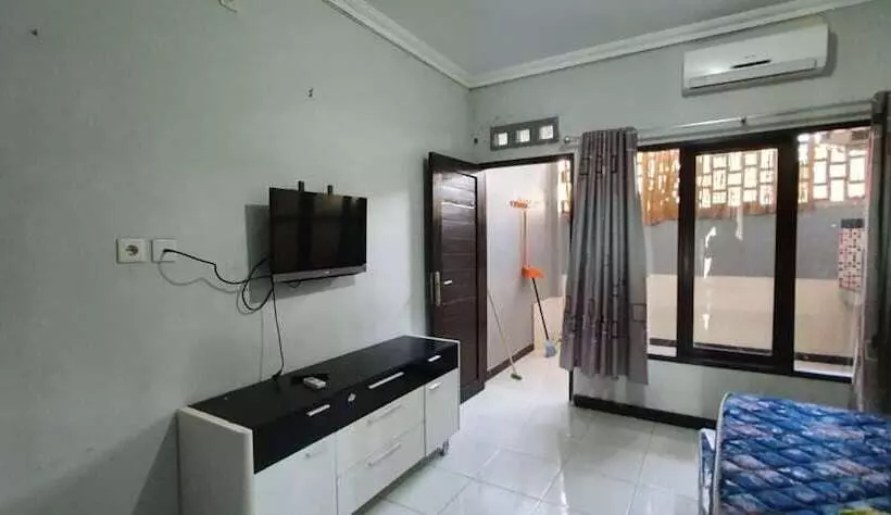 Hotelli Biru Rumahku 2