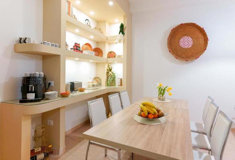 تختخواب و صبحانه Montellino S Suite Oro