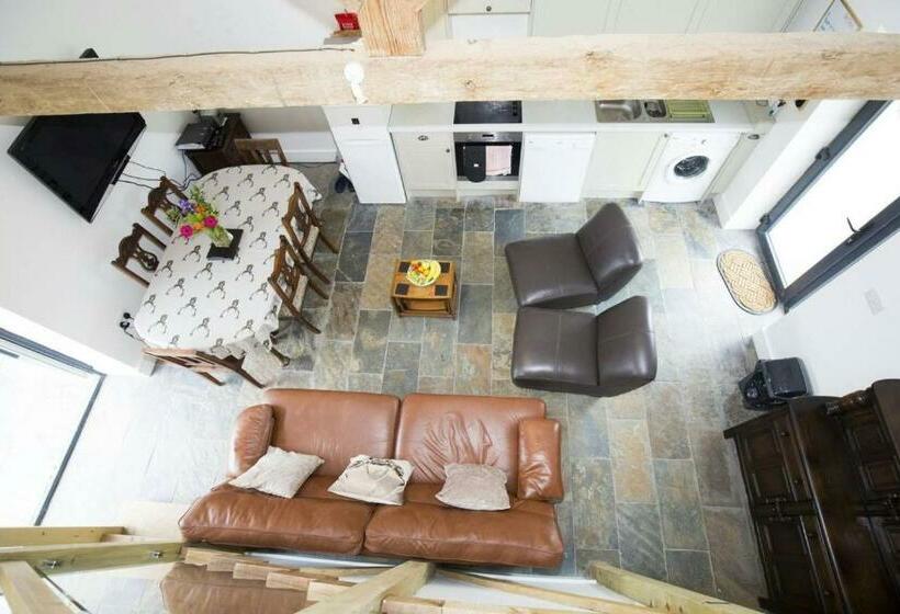 Aamiaismajoitus (B&B) North Cottage · Country Retreat In The Heart Of Sussex  Twineham