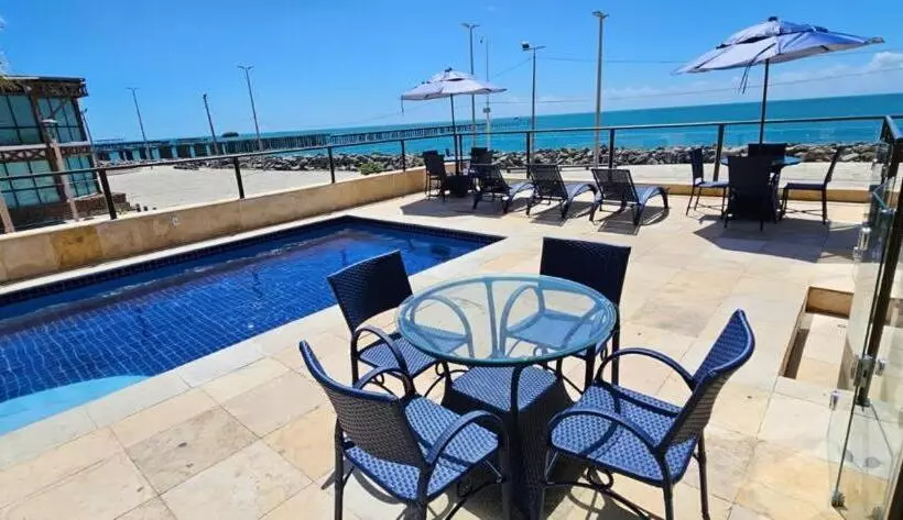 Flat Simples Na Praia De Iracema