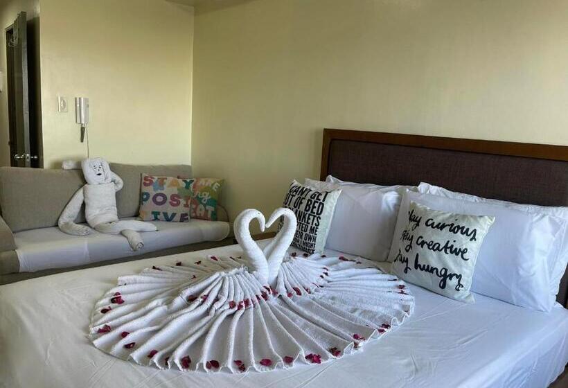 Green Residences Stays By Pbyy