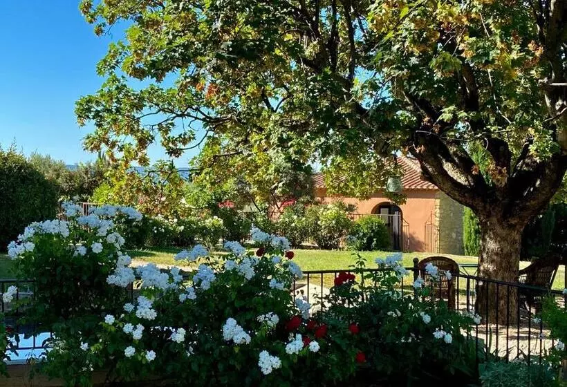 Aamiaismajoitus (B&B) Mas Des Olives