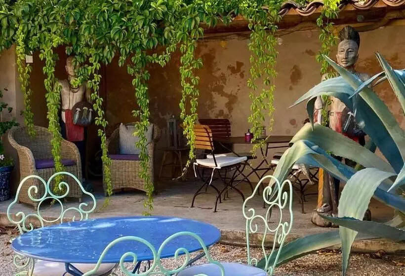 Aamiaismajoitus (B&B) Mas Des Olives