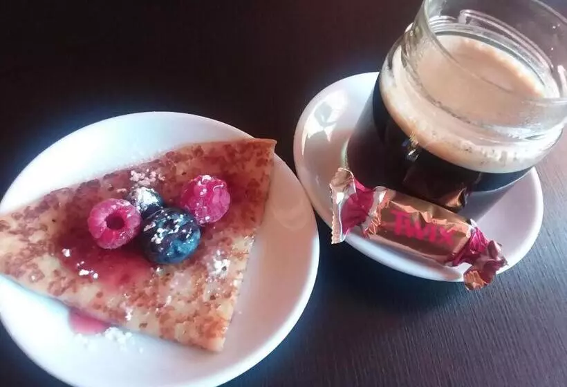 Aamiaismajoitus (B&B) Orange House