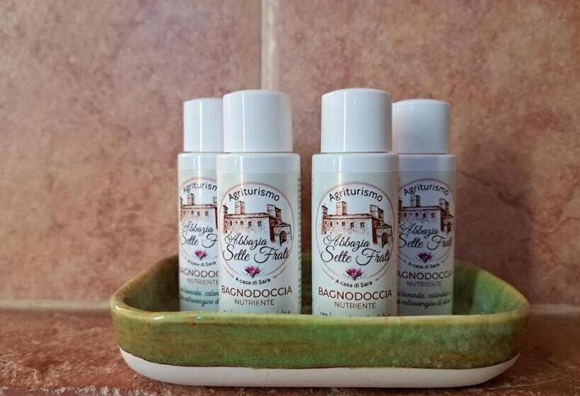 Отель Agriturismo Abbazia Sette Frati A Casa Di Sara