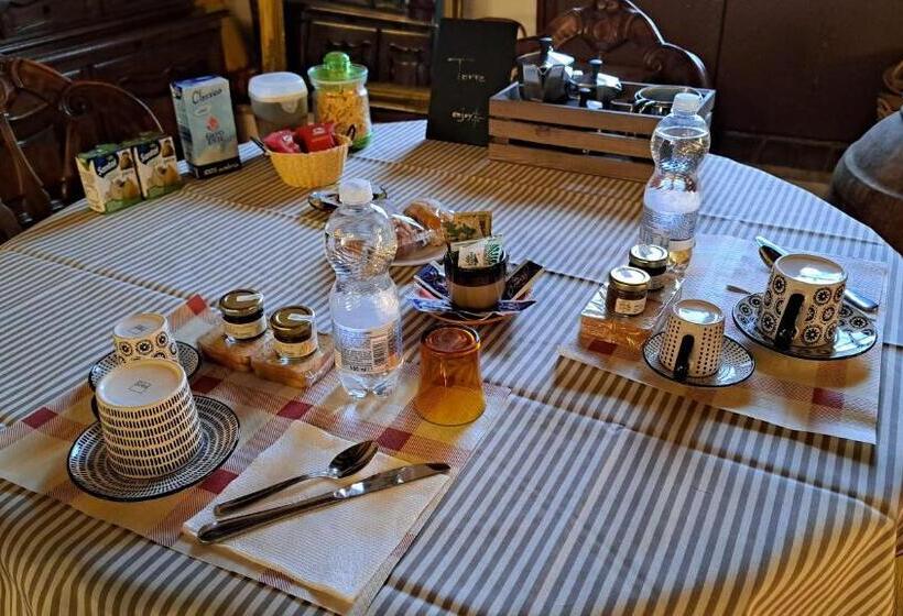 Отель Agriturismo Abbazia Sette Frati A Casa Di Sara