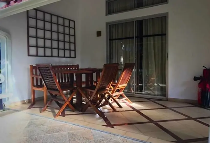 هتل Ocean Villas Apart
