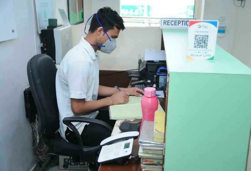 בית מלון כפרי Pratz Inn