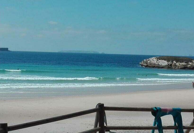 פנסיון Surf House Helena