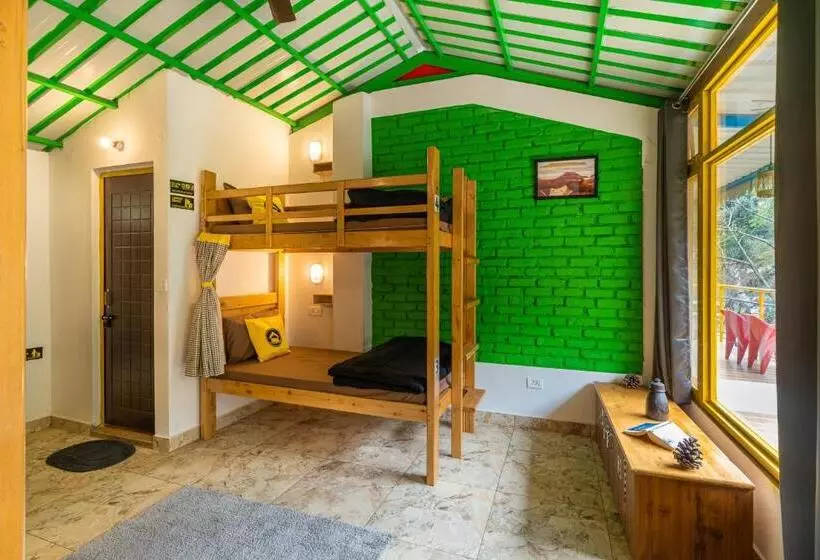 The Hosteller Mussoorie By The Streamside, Kempty