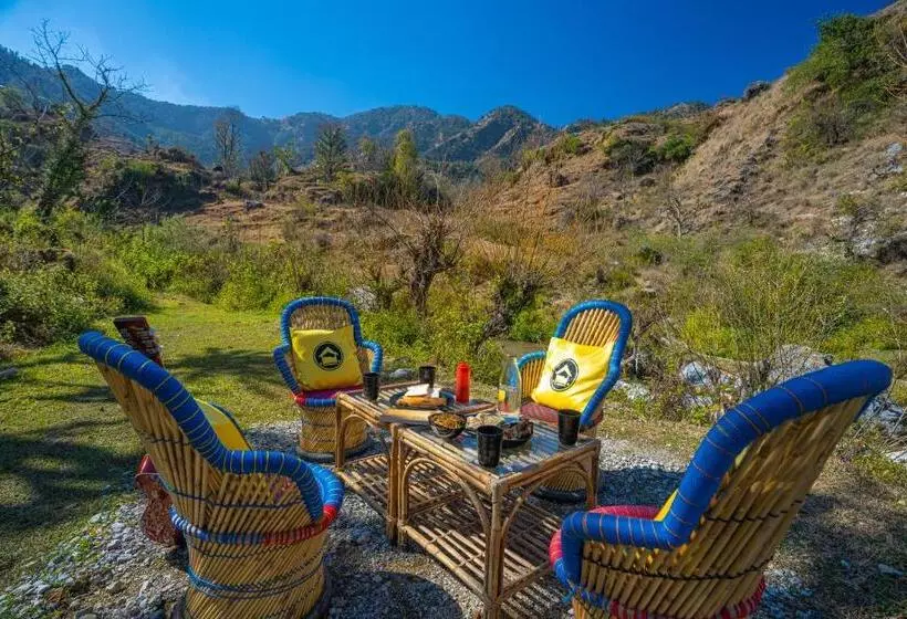 The Hosteller Mussoorie By The Streamside, Kempty