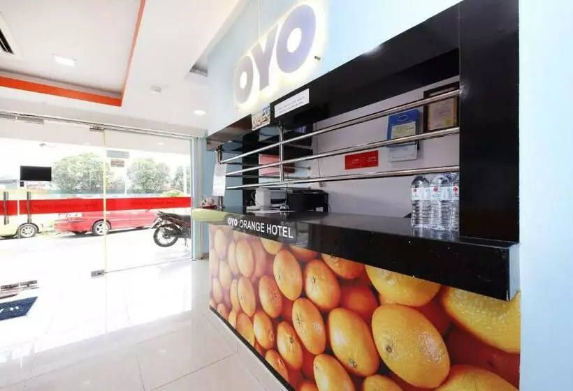 Hotelli Red Orange