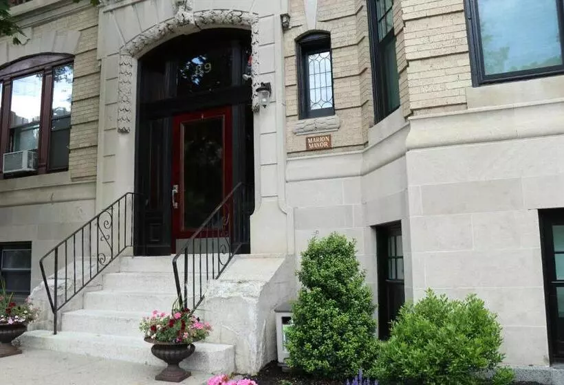 A Stylish Stay With A King Bed And Heated Floors #27