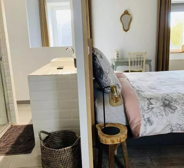 Aamiaismajoitus (B&B) Le Domaine De Coat Rogan, La Chambre Du Jaudy