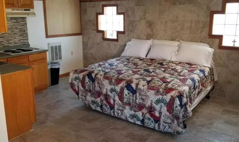 Nautical Motel